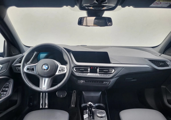 BMW Seria 1 cena 149900 przebieg: 14000, rok produkcji 2023 z Pyzdry małe 46